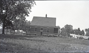 <b>Caption:</b>  Houses in northwest Springfield for which claims were paid by a mining company for damages caused by mining coal 5 feet 9 inches thick at a depth of about 200 feet. See <a href="/wiki/File:M-1004_NW_Springfield_IL_Lincoln_Park_Coal_see_M-1003_and_1006.jpg" title="File:M-1004 NW Springfield IL Lincoln Park Coal see M-1003 and 1006.jpg">M-1004</a><br><b>Credit:</b>  Illinois State Geological Survey<br><b>Library No.:</b>  M-1006